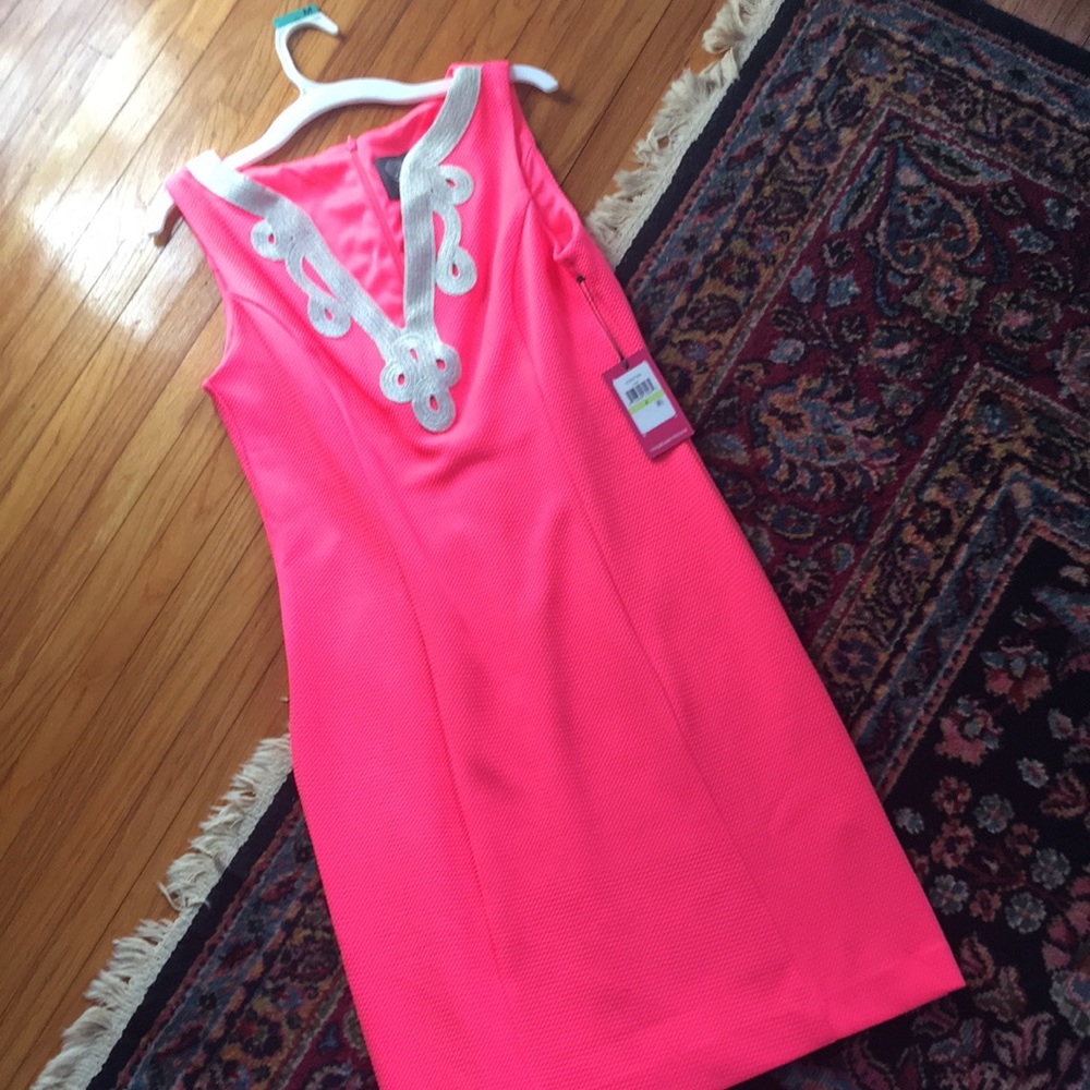 Vince Camuto Shift